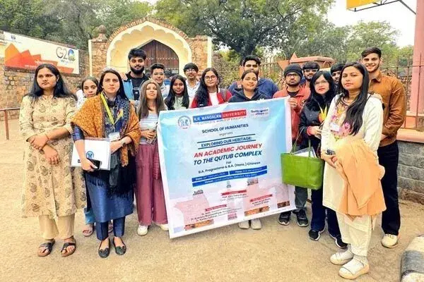 An Academic Visit to Qutub Complex
