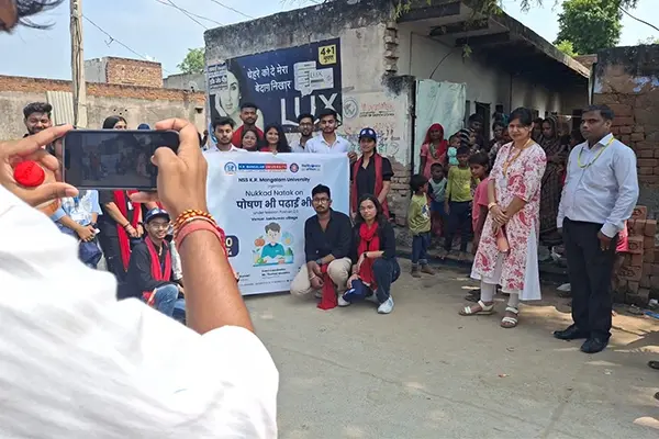 Nukkad Natak on “Poshan Bhi Padhai Bhi”