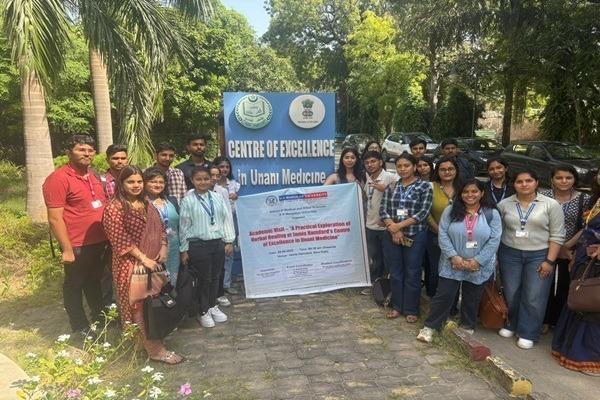 Visit to Jamia Hamdard’s Centre of Excellence in Unani Medicine